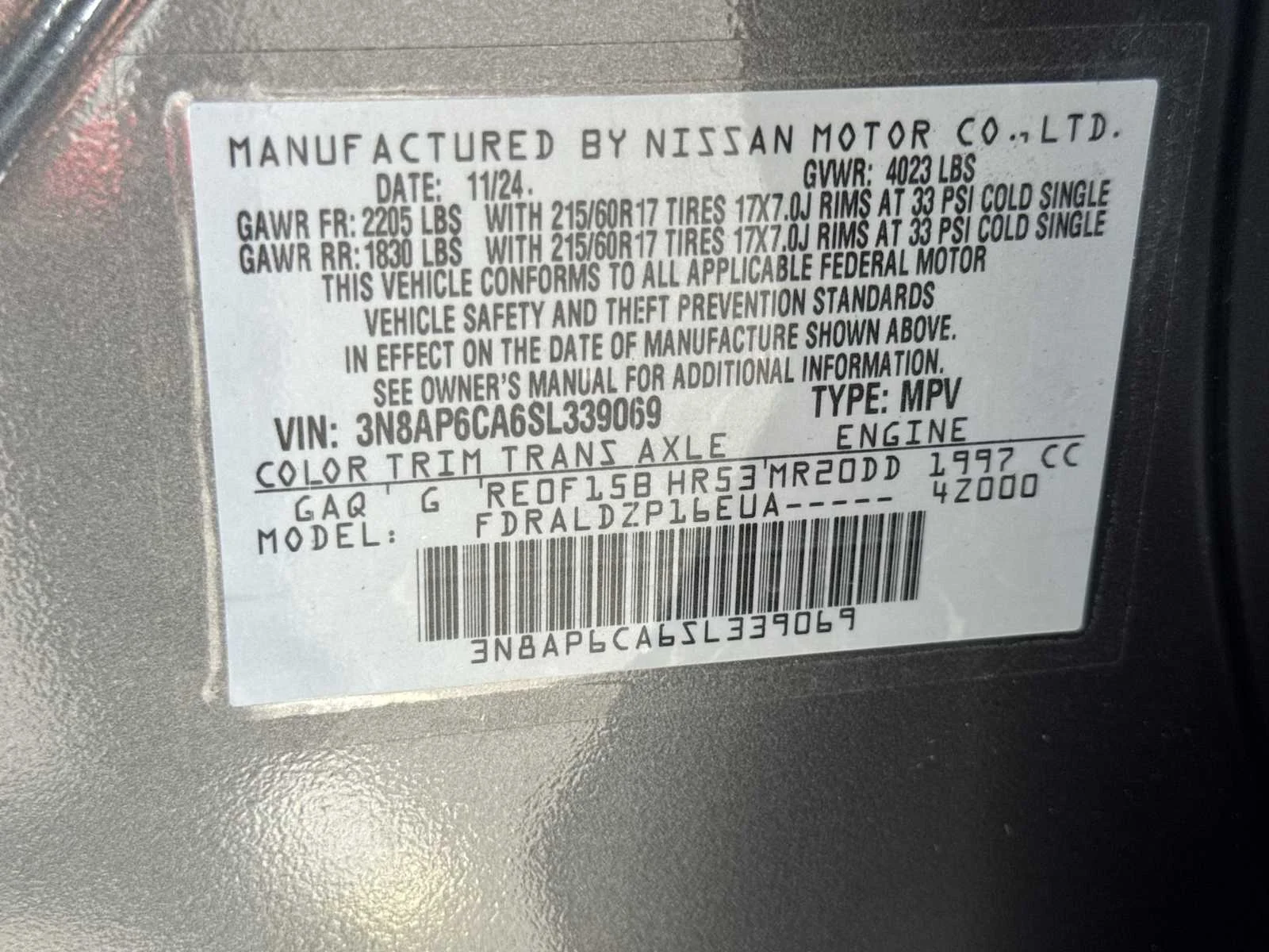 Used 2025 Gun Metallic/Super Black Nissan SV image 19