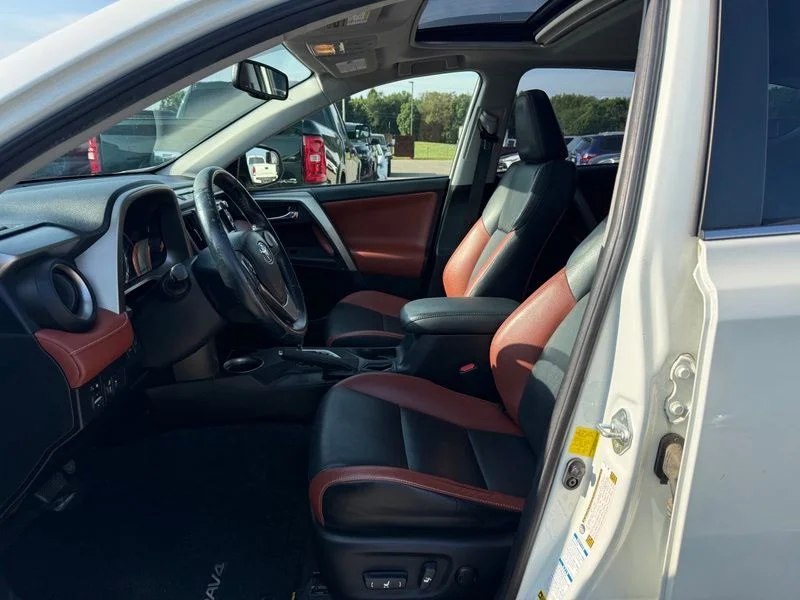 Used 2015 White Toyota Limited image 3