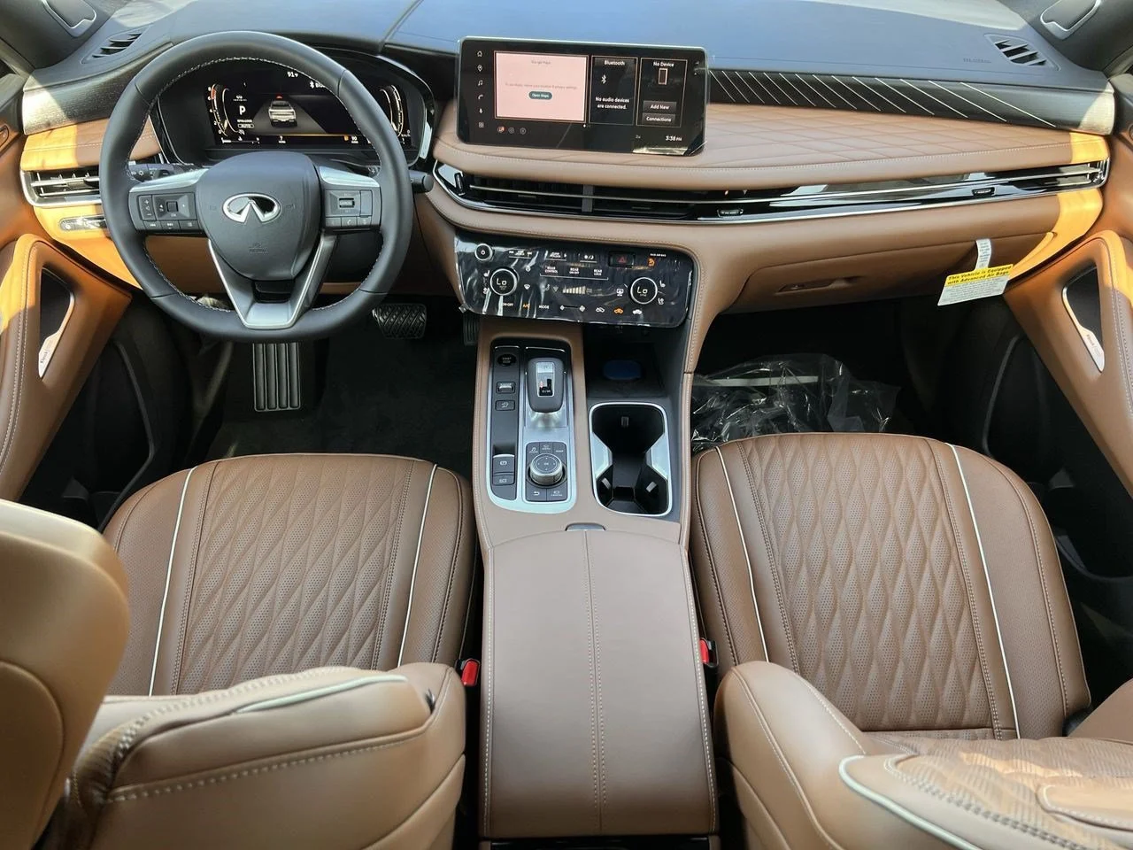 New 2027 2T RAD WHT INFINITI Autograph AWD image 42