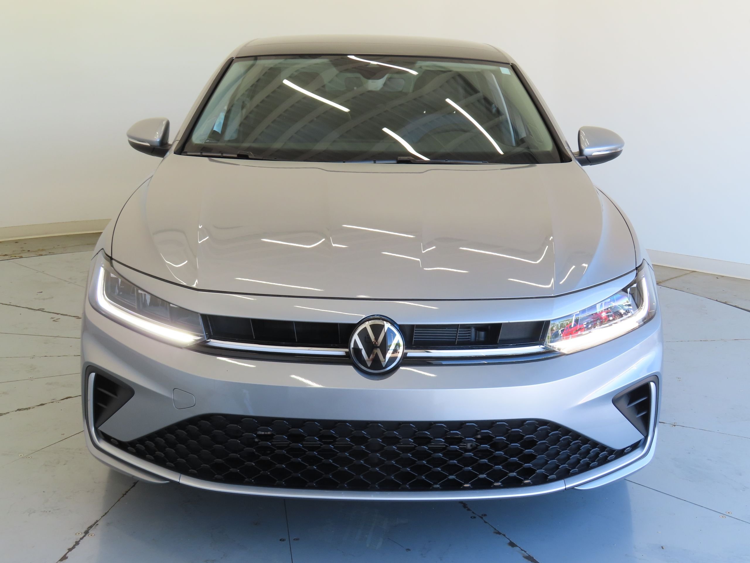 New 2026 Silver Volkswagen 1.5T SEL image 9