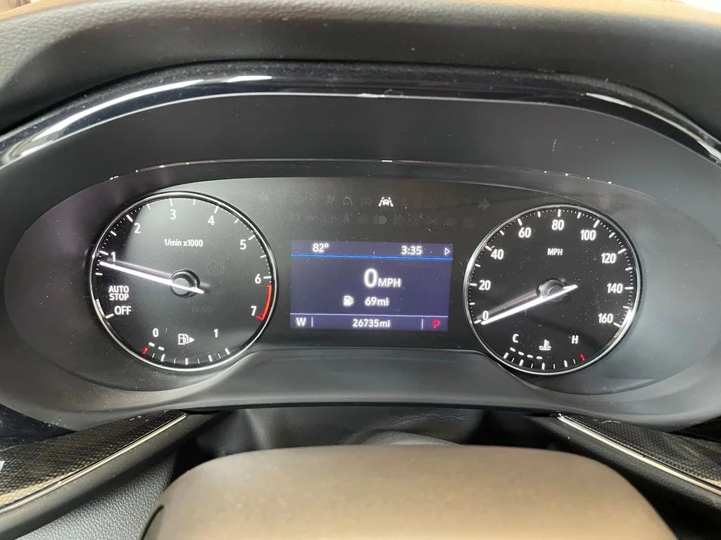 Used 2021 White Buick Preferred image 7