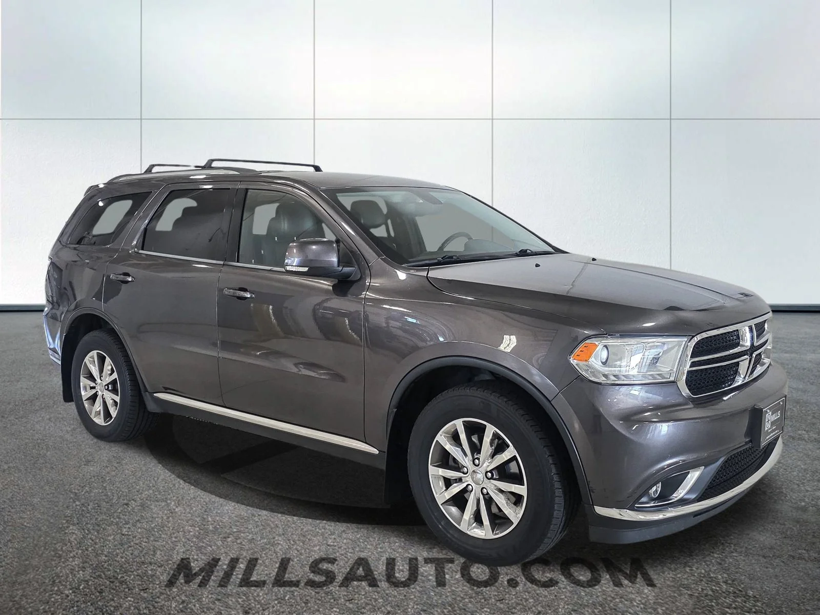 Used 2015 Gray Dodge Limited image 10