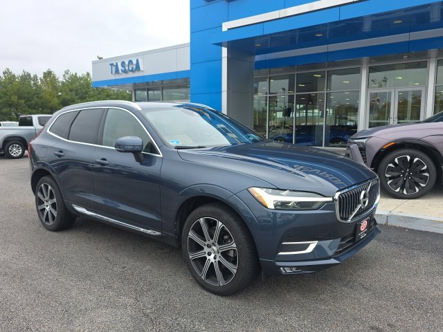 Used 2021 Gray Volvo T5 Inscription image 1