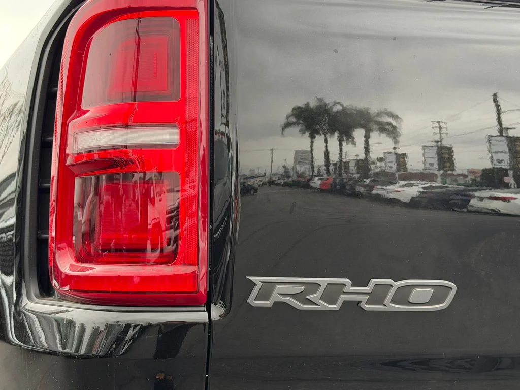 New 2026 Diamond Black Crystal Pearl-Coat Exterior Paint RAM RHO image 14