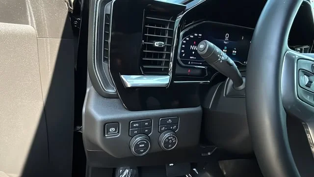 Used 2025 Black Chevrolet RST image 21