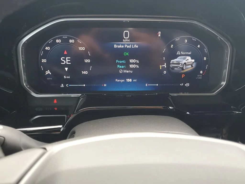 New 2026 Summit White Chevrolet LT image 17