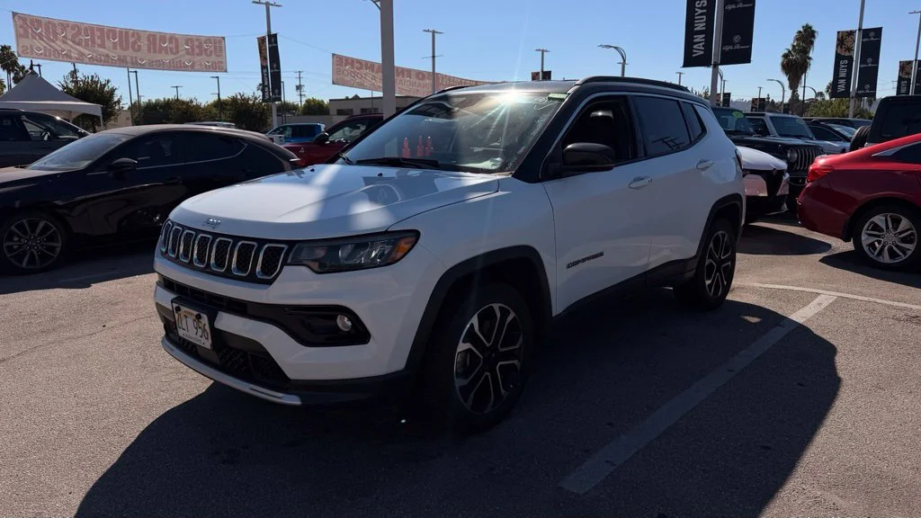 Used 2024 Bright White Clearcoat Jeep Limited image 2