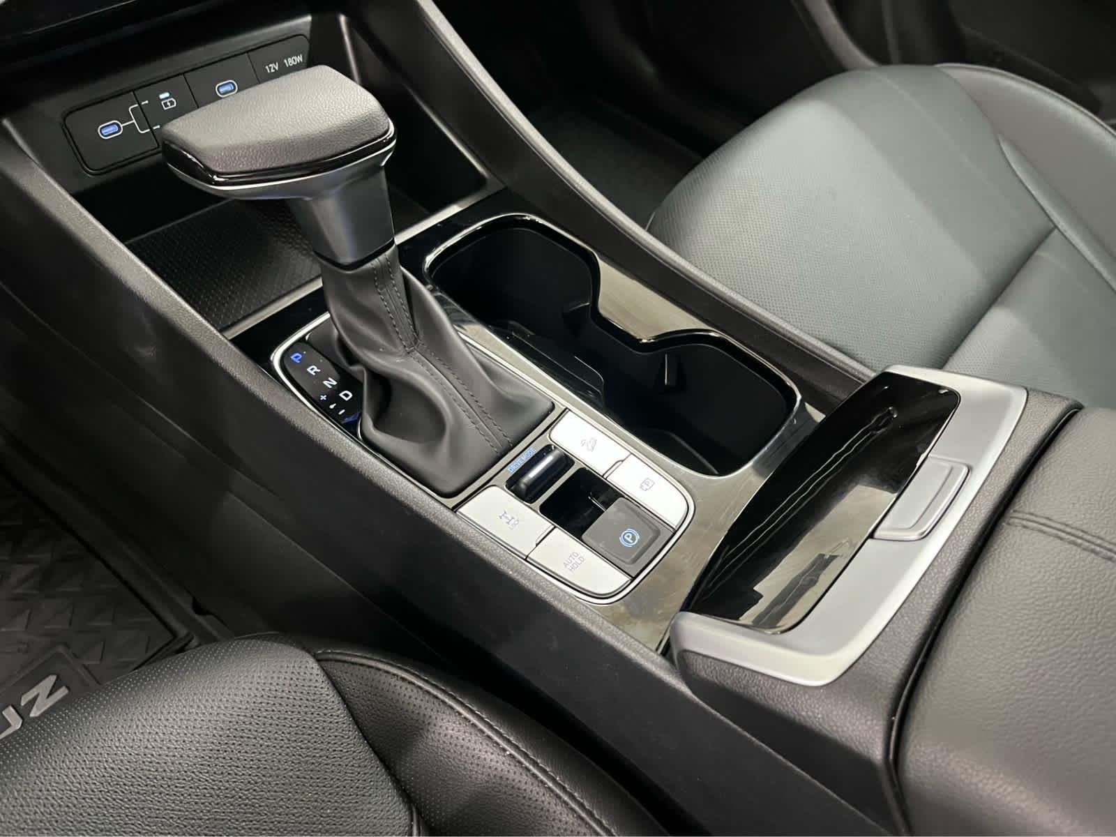 2025 Hyundai Santa Cruz SEL - Photo 19