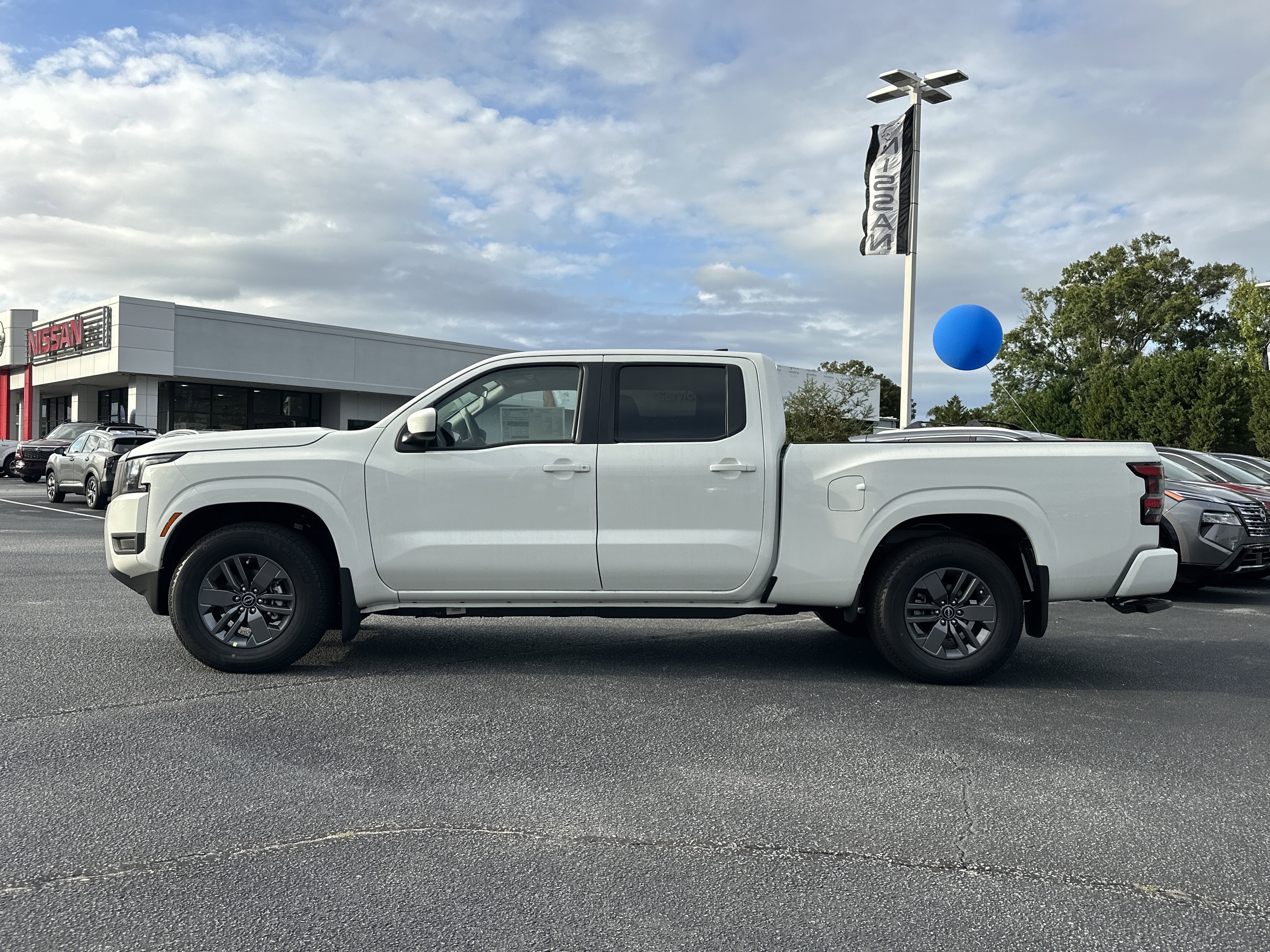 New 2026 Glacier White Nissan Crew Cab SV Long Bed image 5