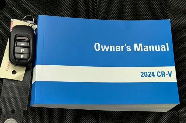 Certified Used 2024 Canyon River Blue Metallic Honda LX image 13