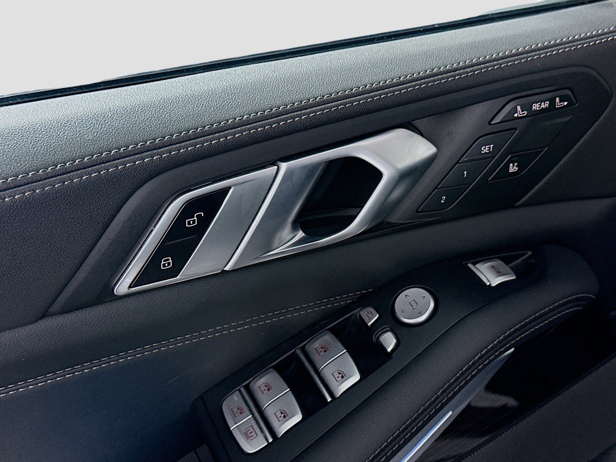 2024 BMW X7 40i - Photo 16