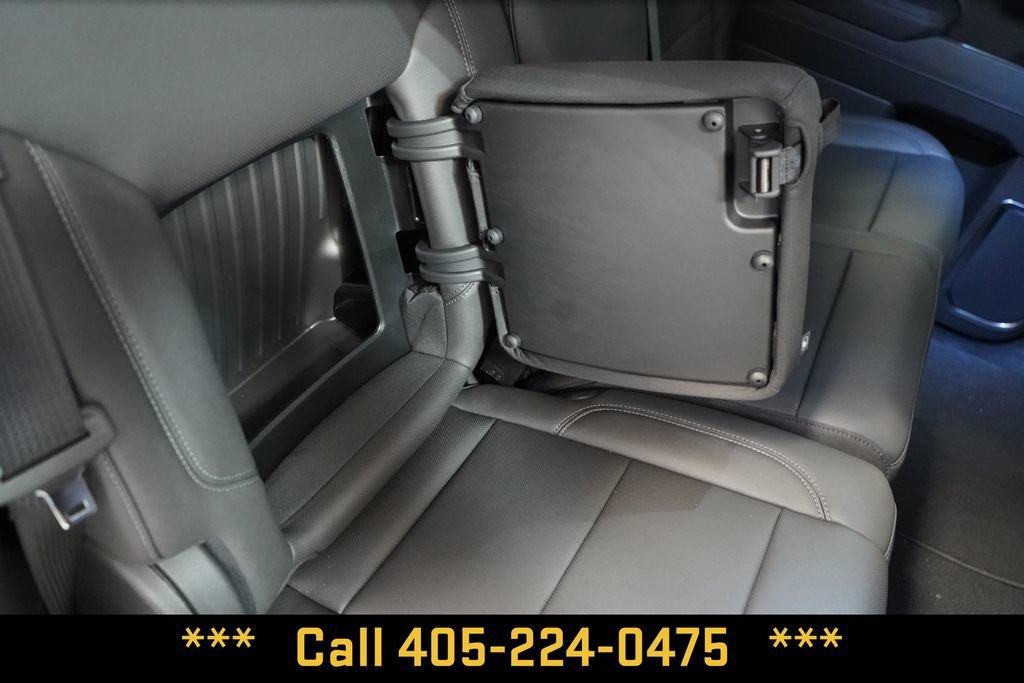 New 2026 Onyx Black GMC SLT image 32