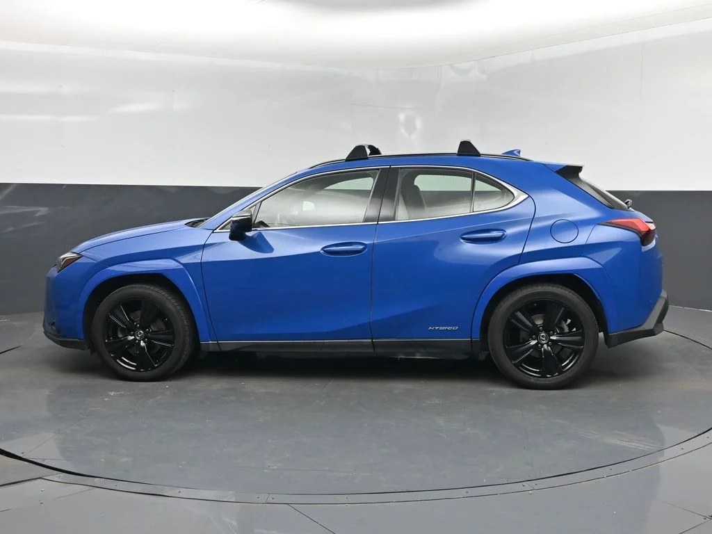 Used 2021 Blue Lexus 250h Base image 10