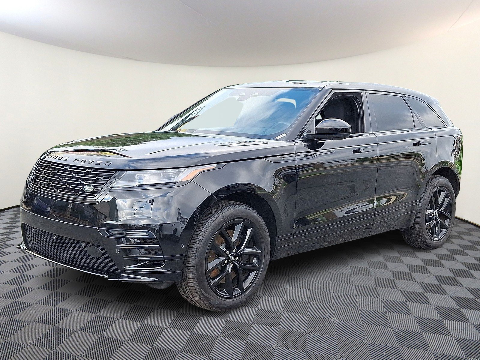 2026 Land Rover Range Rover Velar