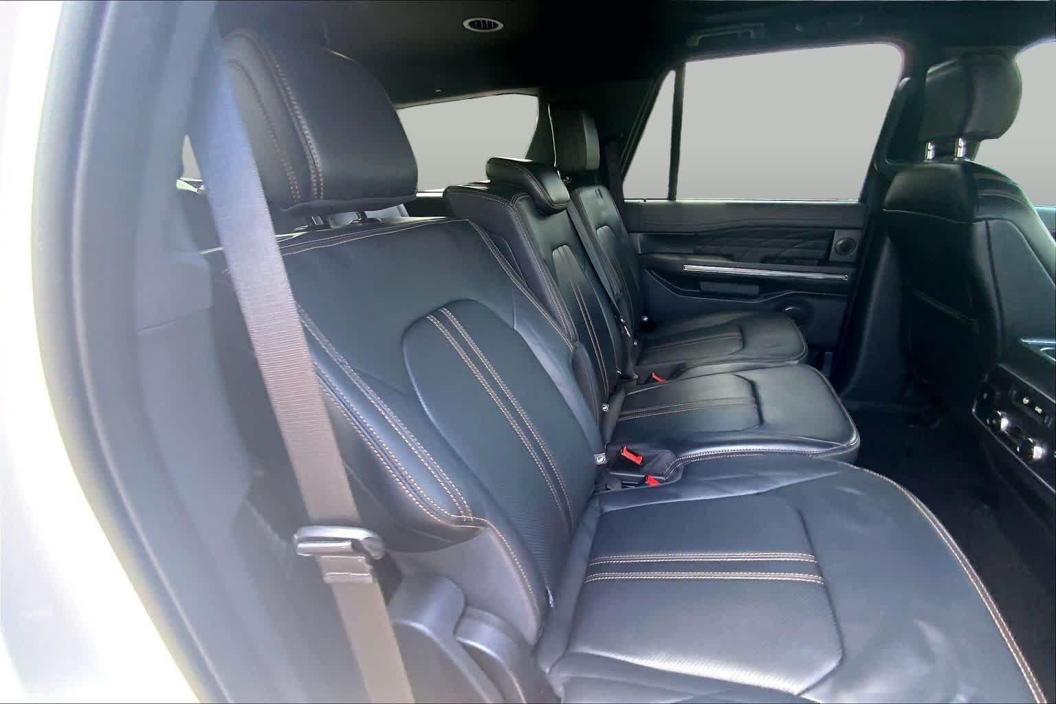 Used 2024 Star White Metallic Tri-Coat Ford Platinum image 19