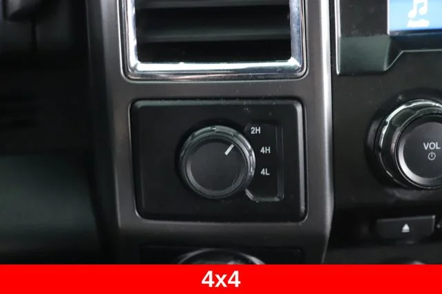 Used 2016 White Ford XLT image 23