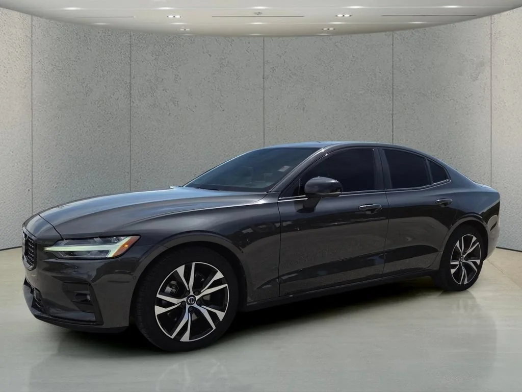 Used 2025 Platinum Gray Metallic Volvo Plus image 10
