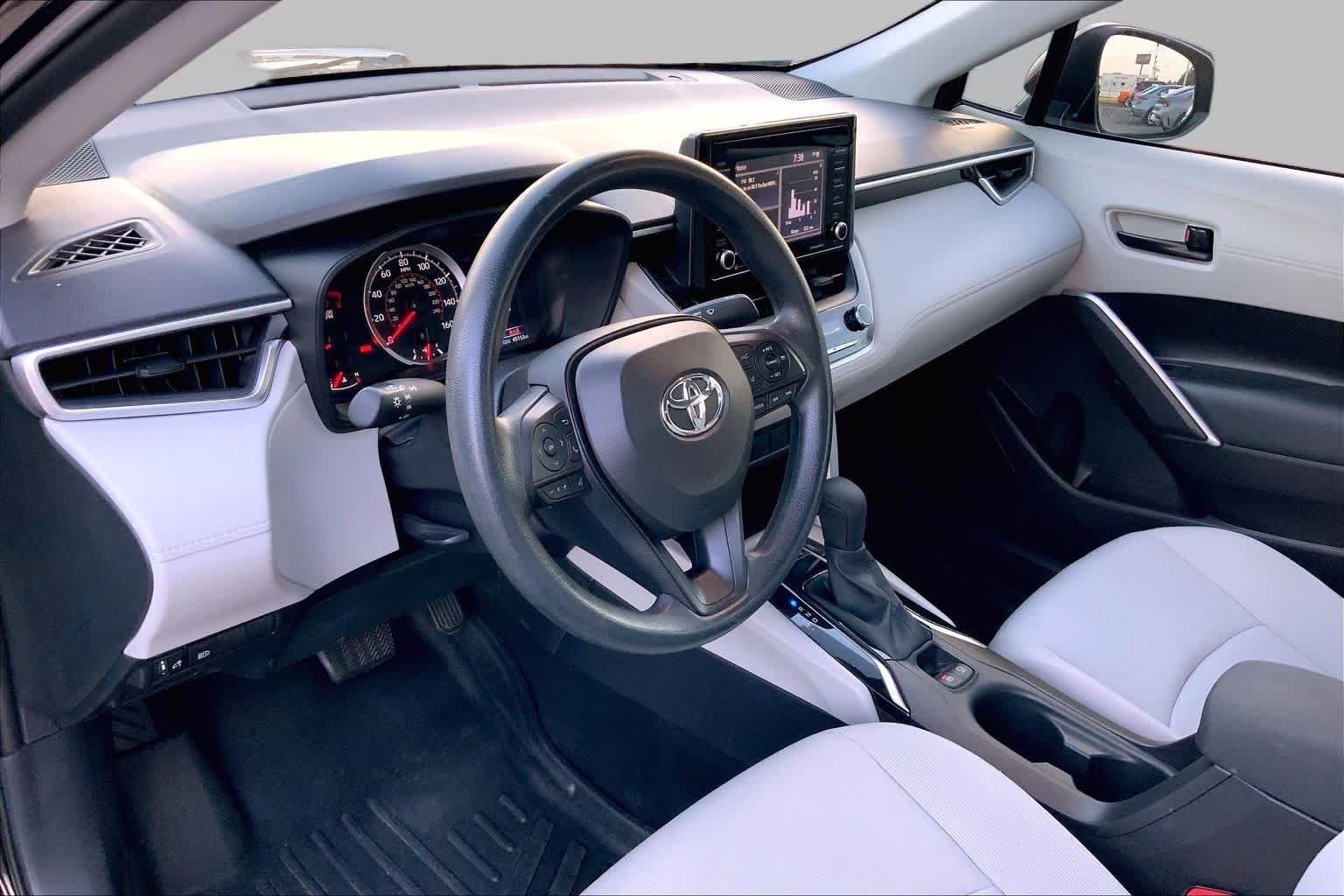 Used 2022 Jet Black Toyota L image 15