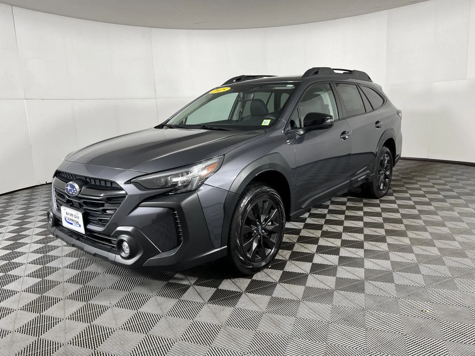 Used 2025 Magnetite Gray Metallic Subaru Onyx Edition image 34