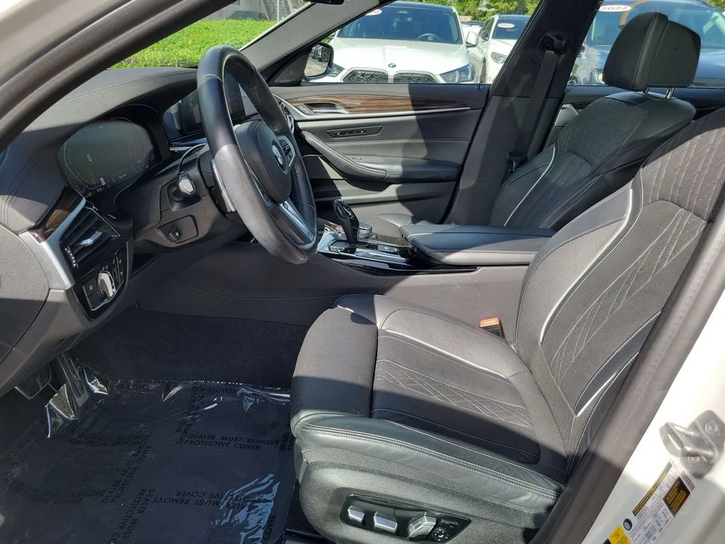 Used 2020 White BMW 540i xDrive image 25