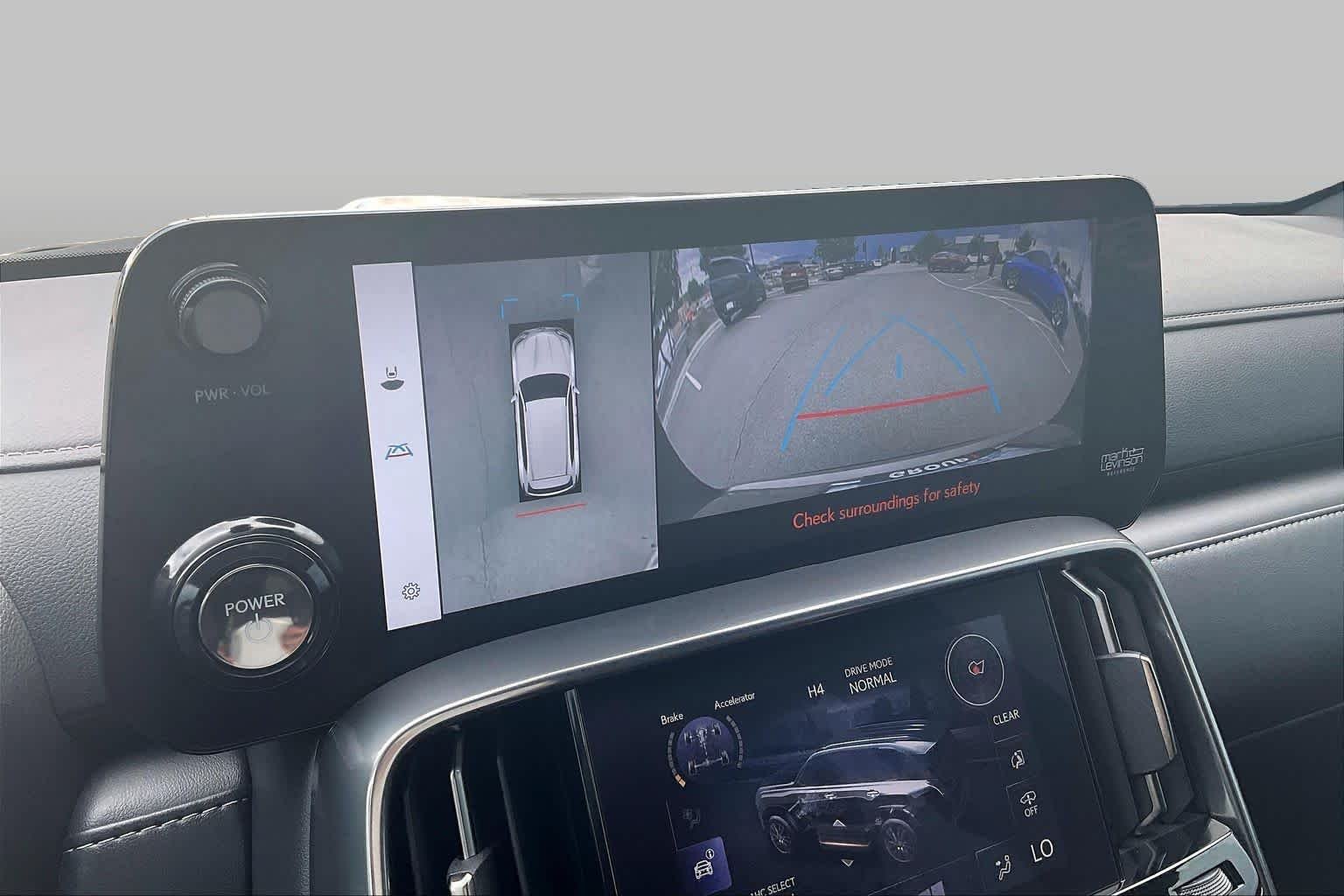 Used 2025 Earth Lexus Overtrail image 24