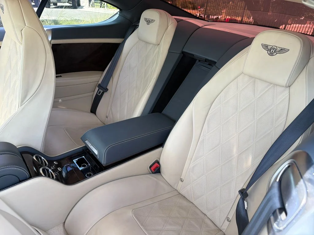 Used 2012  Bentley Base image 33
