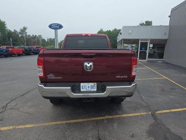 Used 2022 Delmonico Red Pearlcoat Ram Big Horn image 4