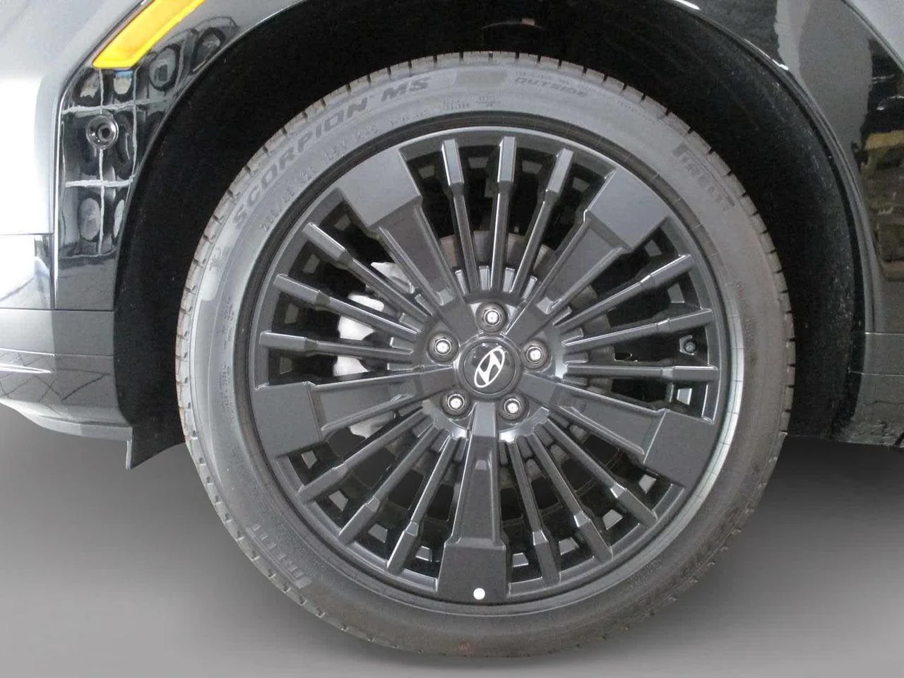 New 2025 Gray Hyundai Calligraphy image 6