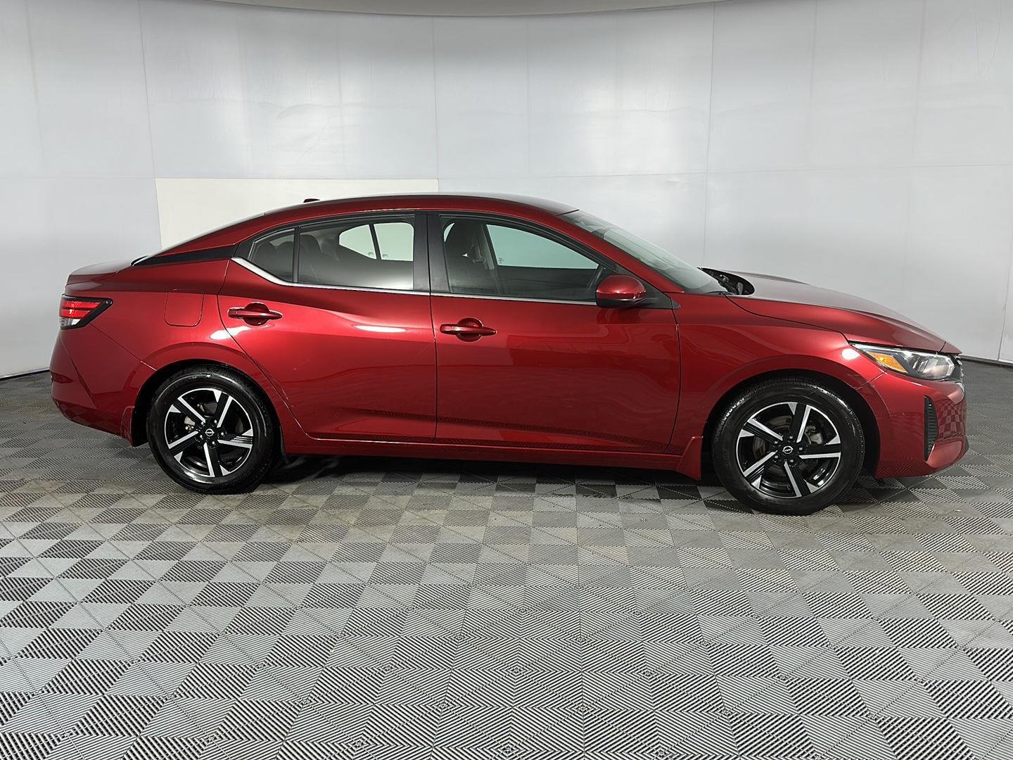 Used 2024 Scarlet Ember Tintcoat Nissan SV image 15