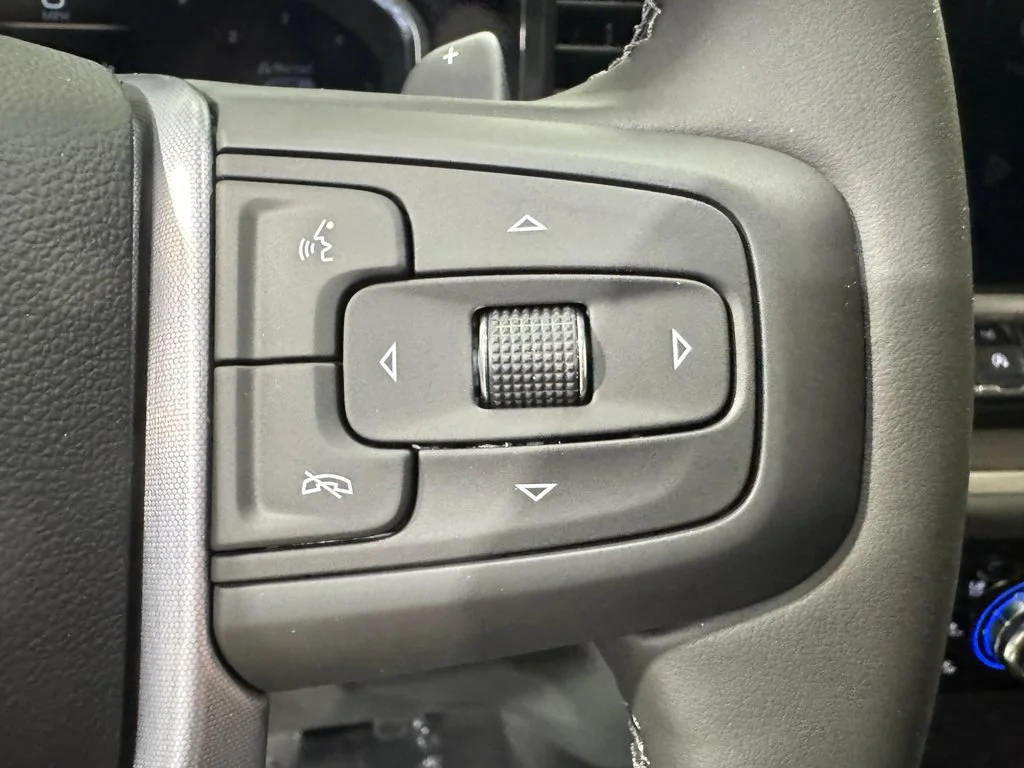 New 2026 Summit White GMC SLT image 19