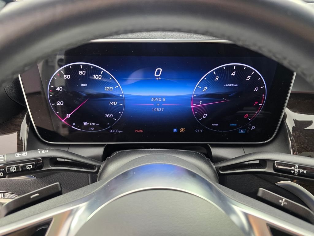 Certified Used 2025 White Mercedes-Benz GLC 300 image 21