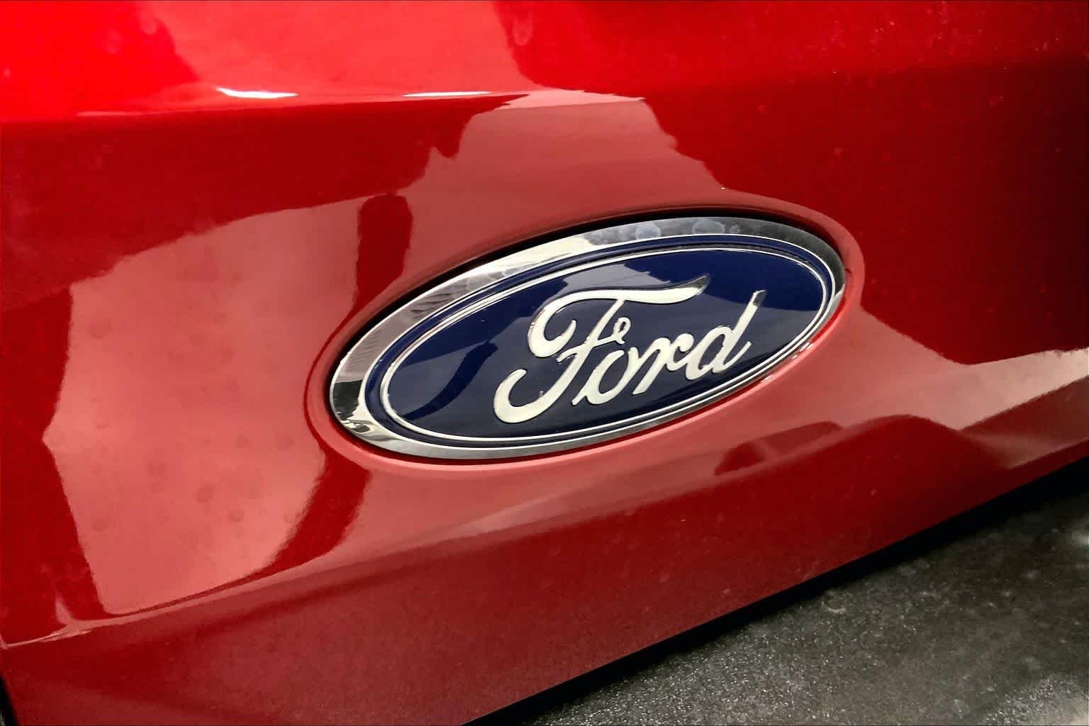 New 2025 Ruby Red Metallic Tinted Clearcoat Ford Big Bend® image 12