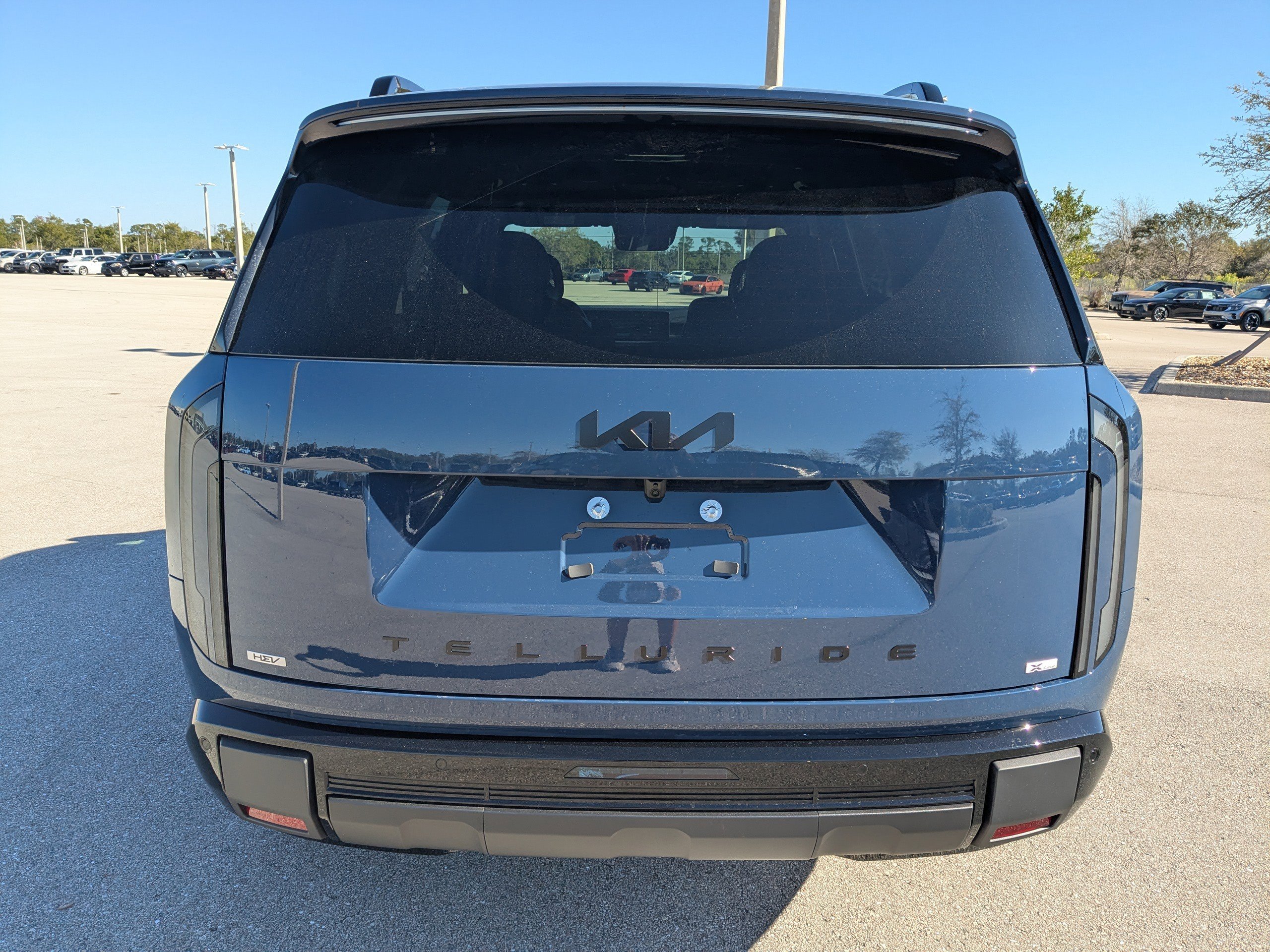 New 2027 Midnight Lake Blue Kia X-LINE SX image 6