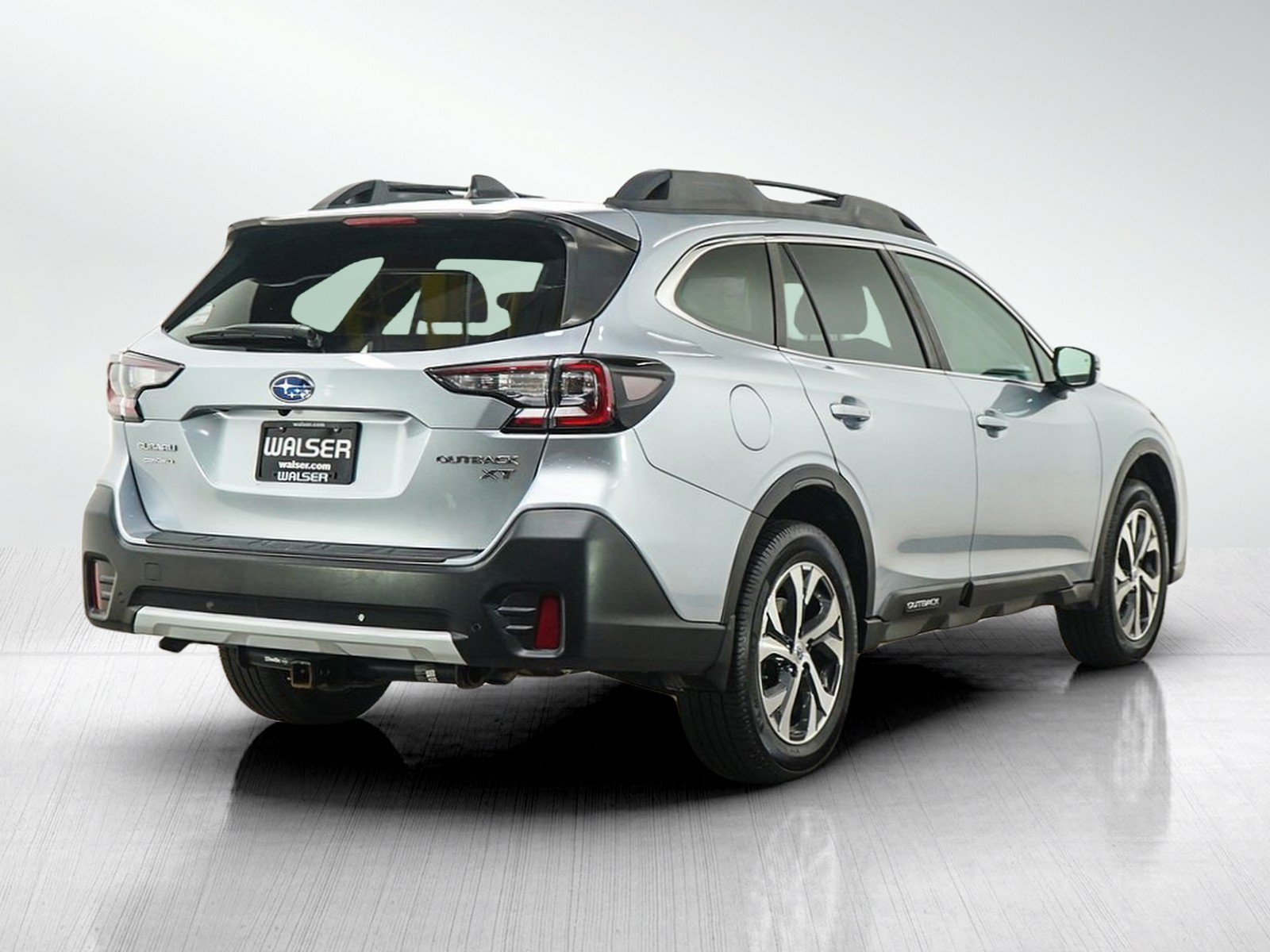 Used 2020 Ice Silver Metallic Subaru Limited Xt image 5