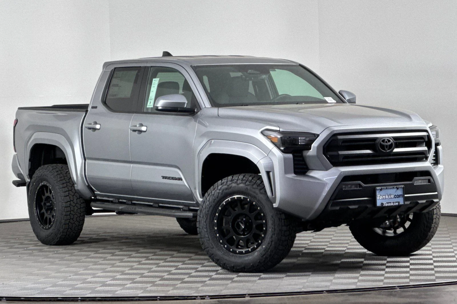 New 2025 Celestial Silver Metallic Toyota  SR5 image 2