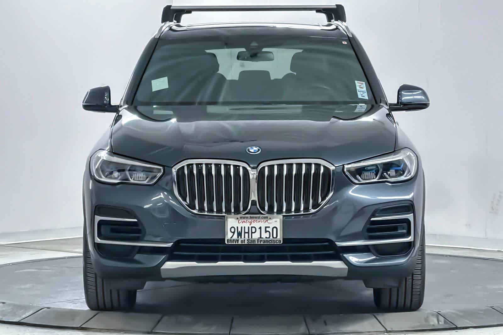 Used 2022 Arctic Grey Metallic BMW xDrive45e image 10