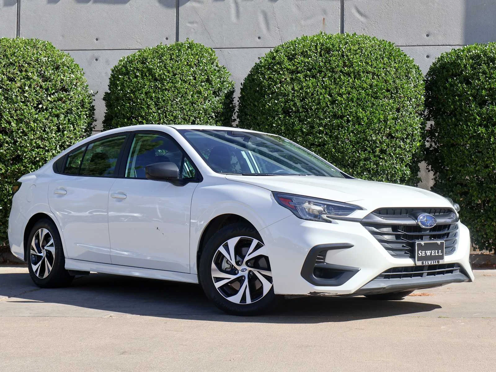 Certified Used 2024 Crystal White Pearl Subaru  image 3