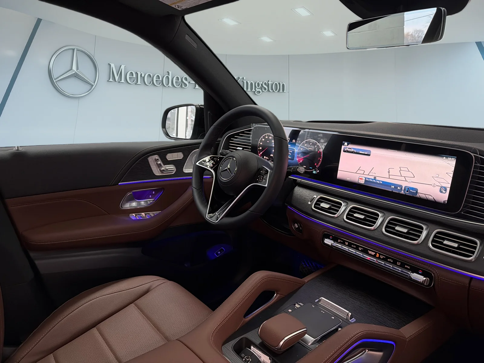 New 2026 Silver Mercedes-Benz GLE 450 4MATIC SUV image 33