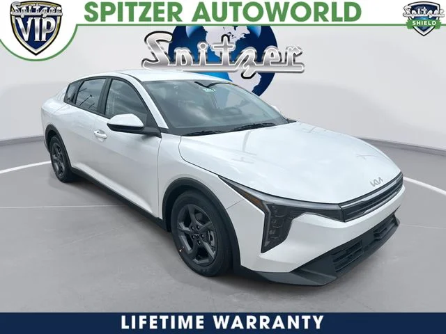 New 2026 Snow White Pearl Kia LXS image 1