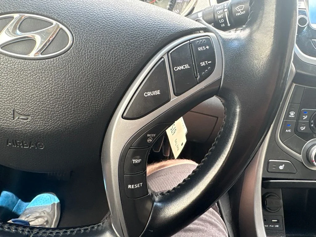 Used 2015 Shale Gray Metallic Hyundai Limited image 13