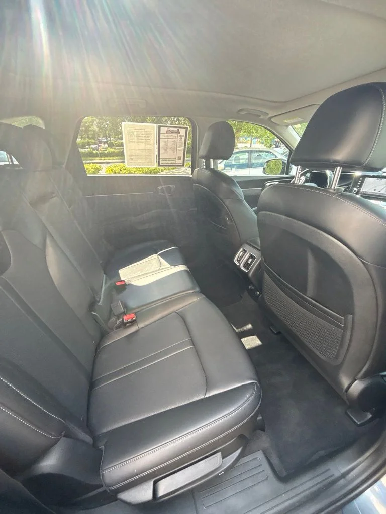 Used 2023 Gray Kia S image 22