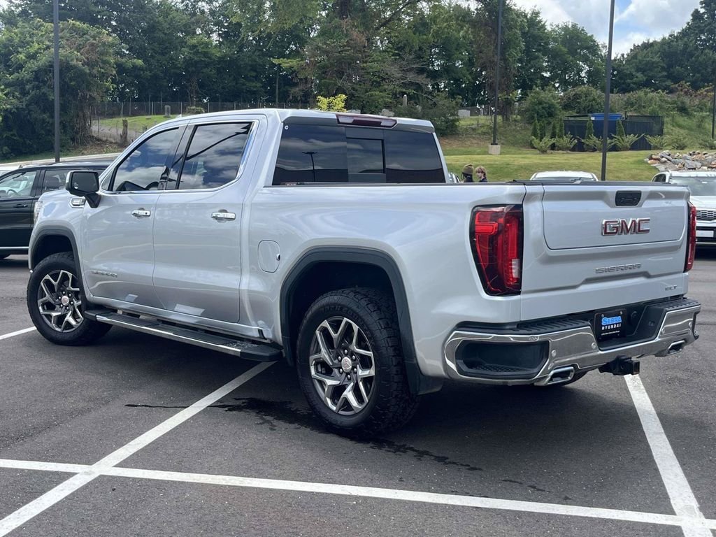 Used 2022 Silver GMC SLT image 4