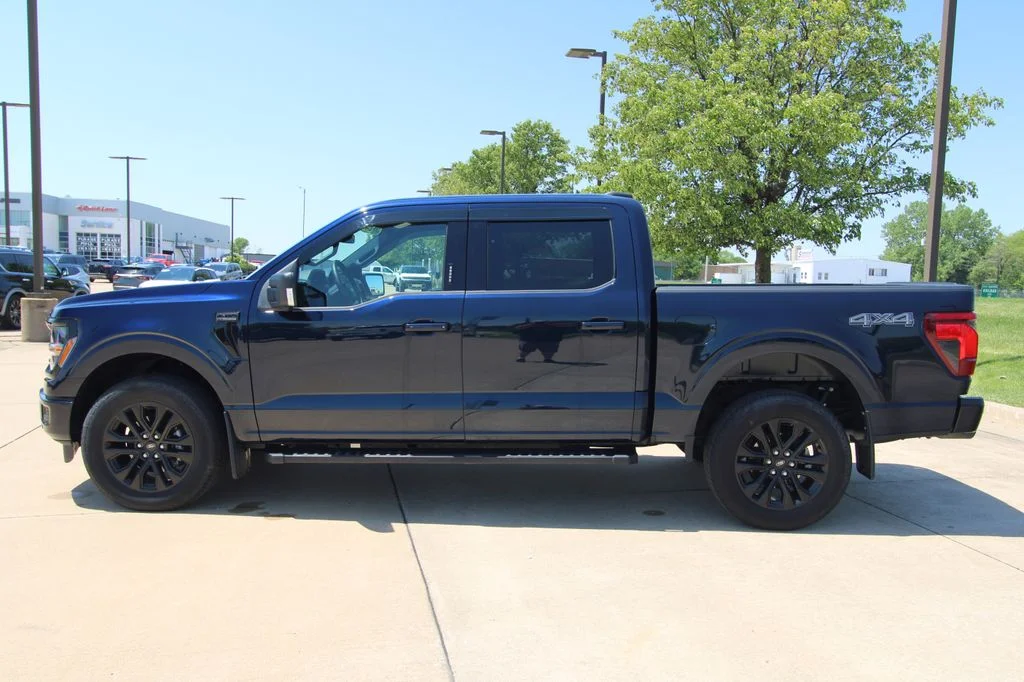 Used 2024  Ford XLT image 16