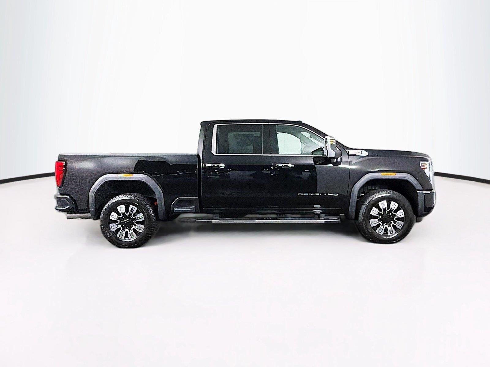 2026 GMC Sierra 2500HD Denali - Photo 12