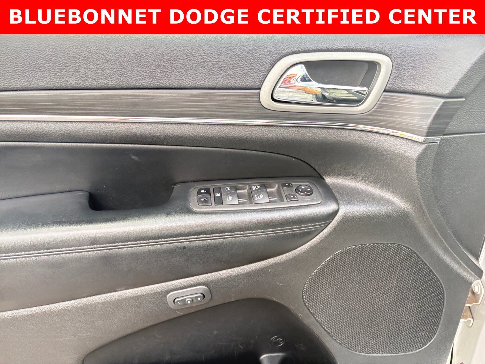 Certified Used 2022 Bright White Clearcoat Jeep Limited image 10