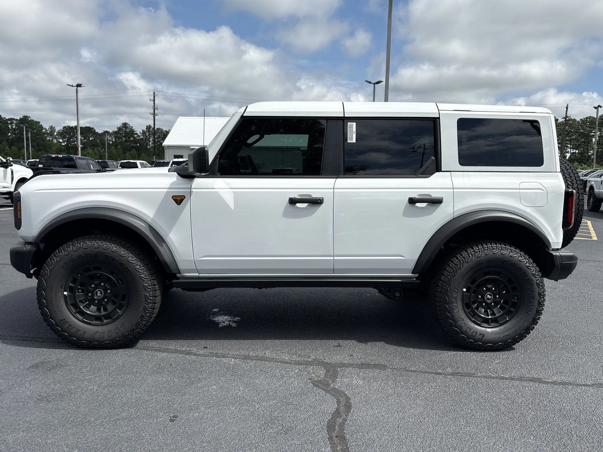 New 2026 Oxford White Ford Badlands® image 19