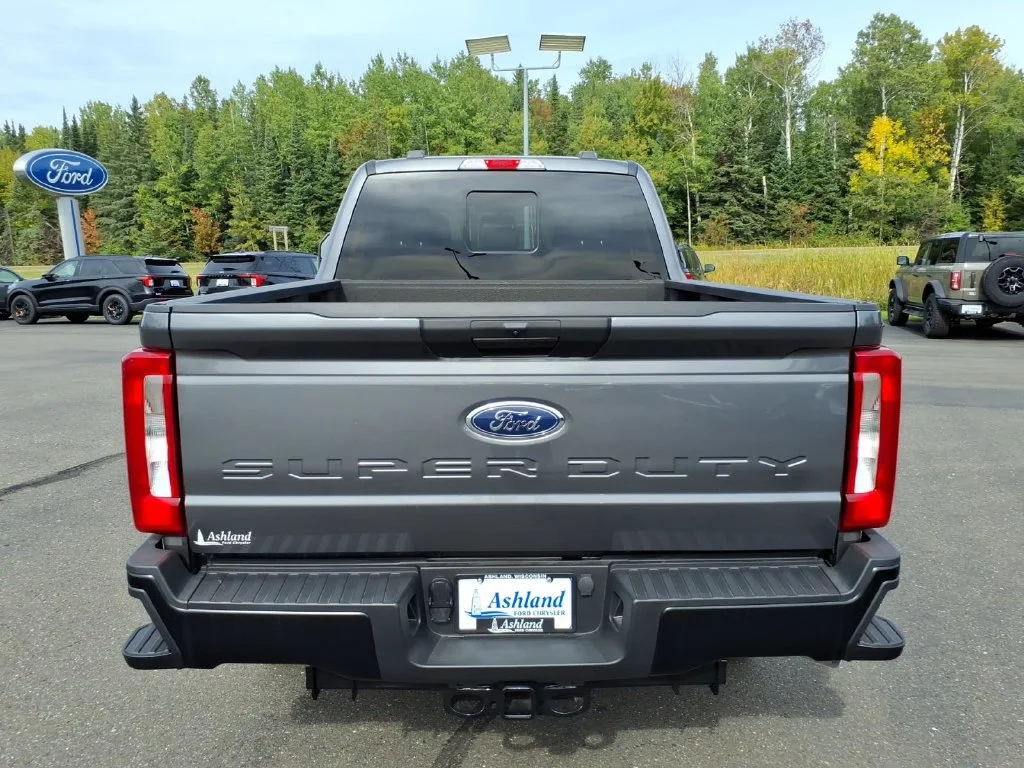 2026 Ford F-250 Super Duty XL - Photo 6