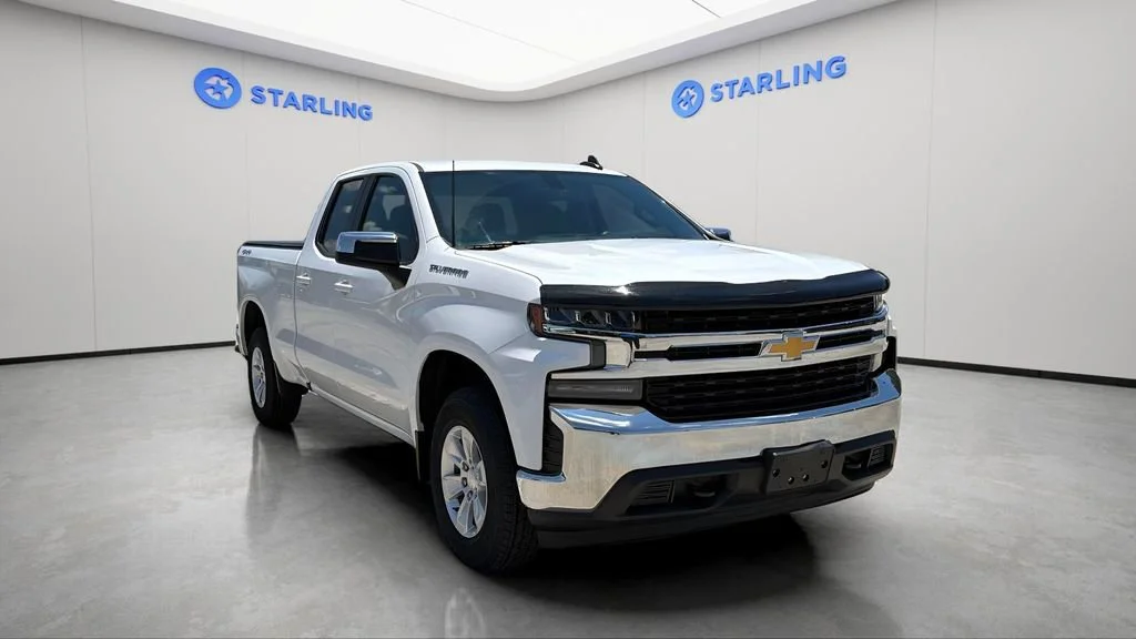 Used 2020 SUMMIT WHITE Chevrolet LT image 14