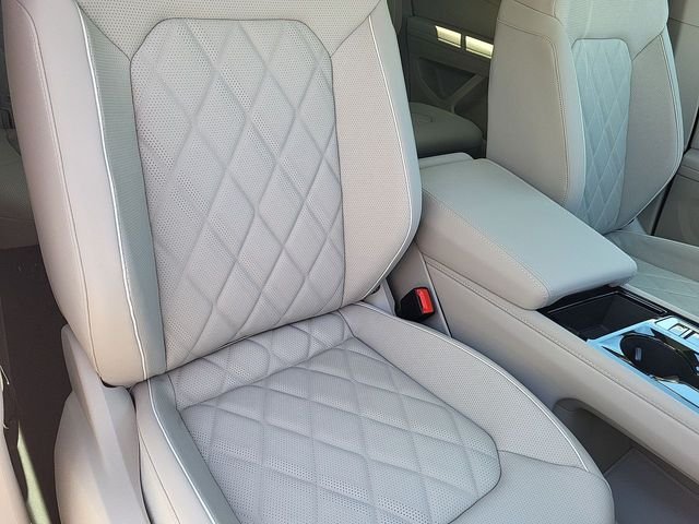 New 2026 Black Volkswagen 2.0T SEL Premium R-Line image 19