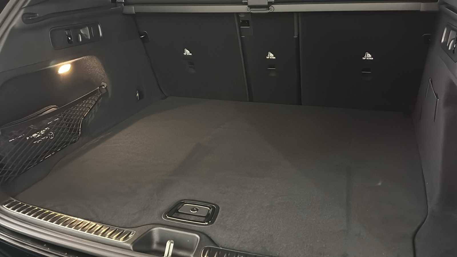 New 2026 Black Mercedes-Benz GLC 300 image 31
